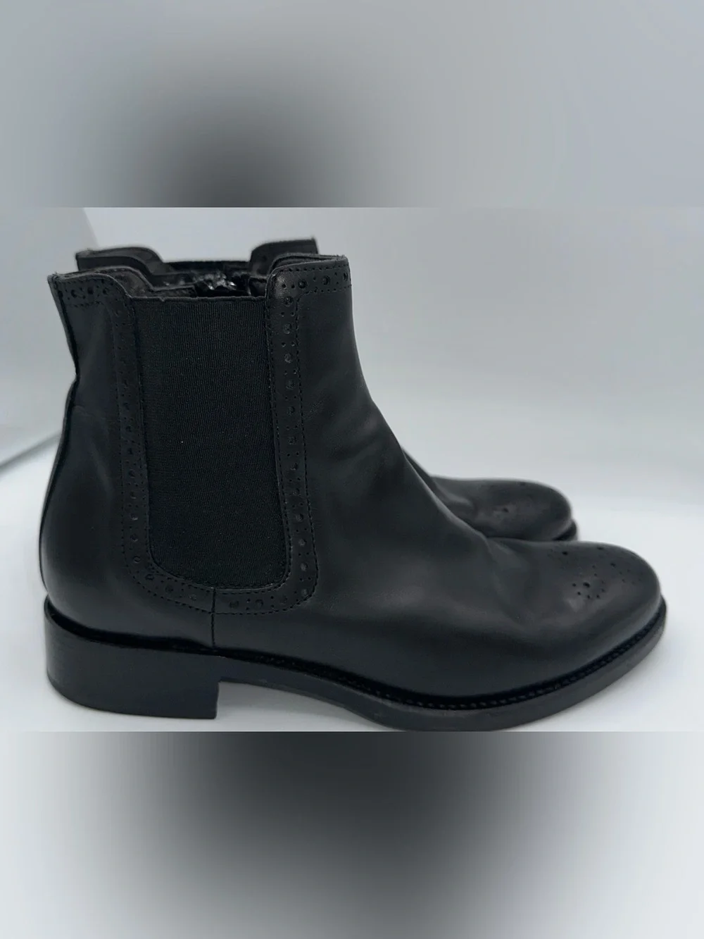AGL ATTILIO GIUSTI LEOMBRUNI Black Leather Chelsea Ankle Boots Sz 37 Italy AA23